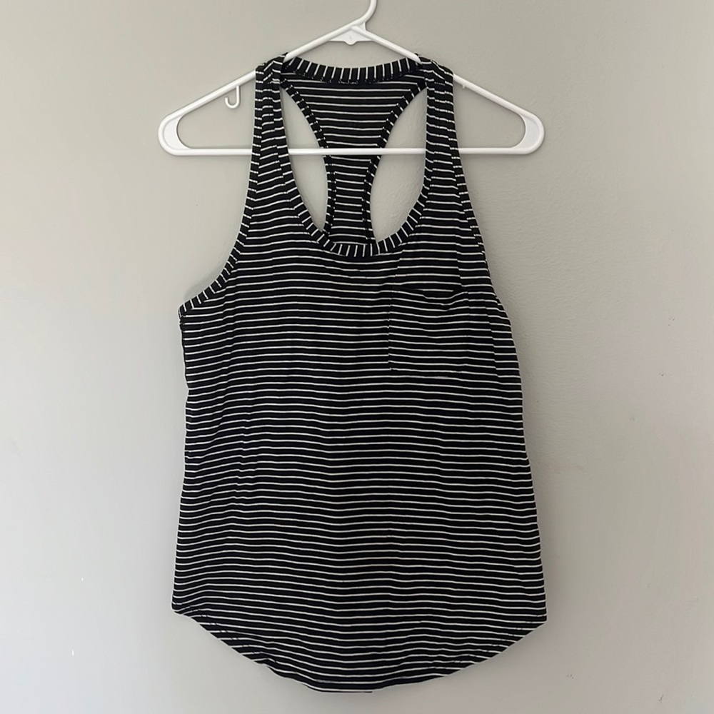 Lululemon loose fitting racer back tank top